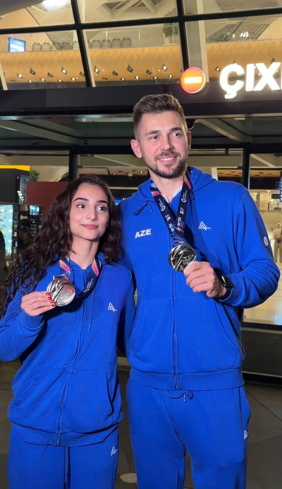 Azerbaijani gymnasts who achieved successful result in Spain return home (PHOTO)