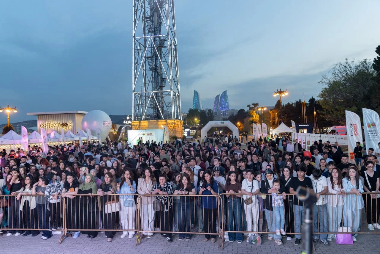 Public programme in Baku marks conclusion of WUF13 Festival (PHOTO)