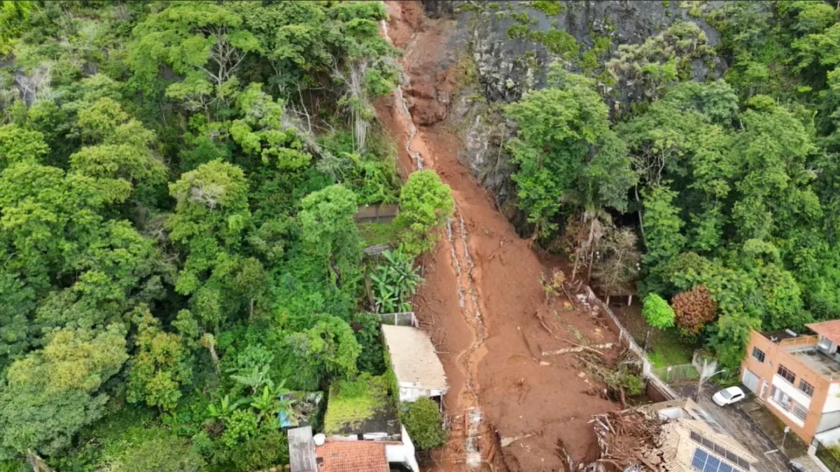 Heavy rains kill 31 in Brazil, leaves dozens missing