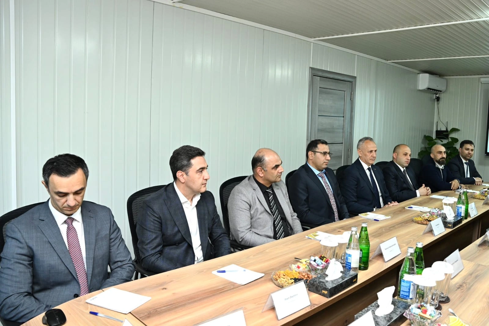 IsDB representatives visit Aghdam Industrial Park (PHOTO)