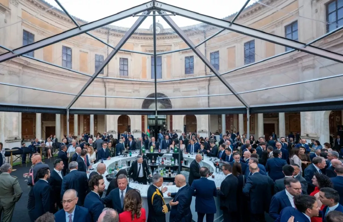 SOCAR president discusses acquisition of Italiana Petroli shares in Rome PHOTO
