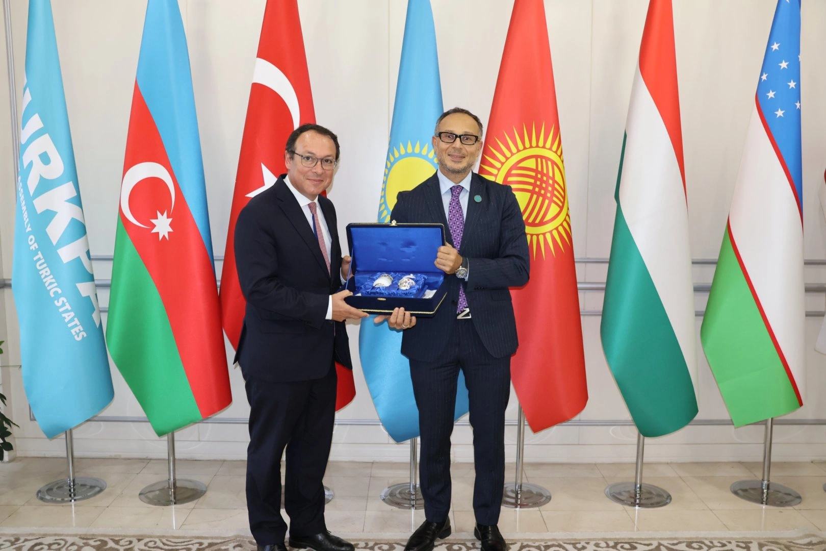 TURKPA Secretary General meets with OSCE PA President (PHOTO)