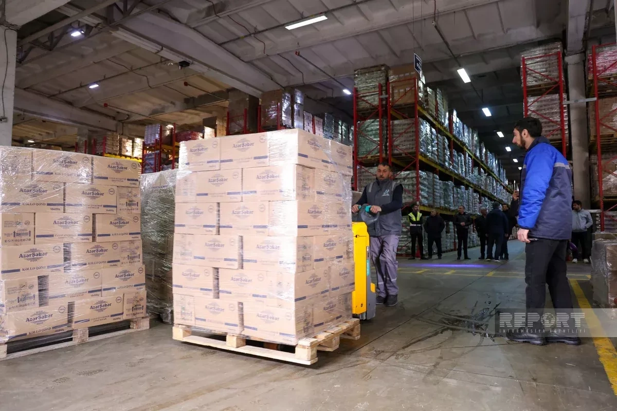 Azerbaijan sends 82 tons of aid to Iran ahead of Novruz holiday photo