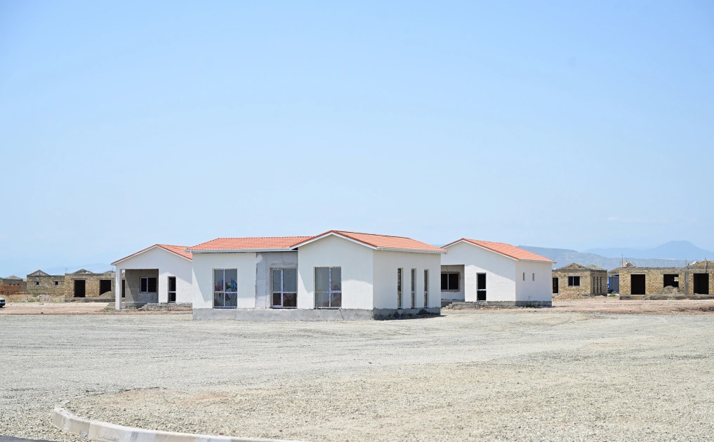 President Ilham Aliyev, President of Slovakia review construction progress in Bash Garvand village of Aghdam district (PHOTO)