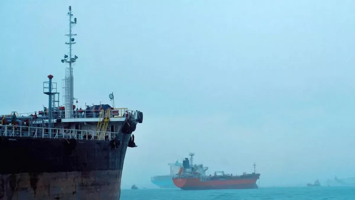 Media: Gulf crisis leaves 20,000 sailors stranded at sea