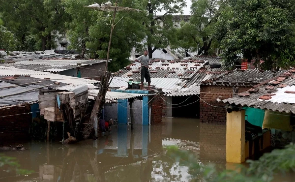 Floods in India’s Assam kill 78, over 300,000 affected