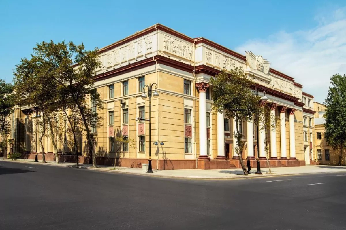 Constructivism in Baku: Konstantin Senchikhin’s factory-kitchen in Surakhani A journey into history with Caliber.Az