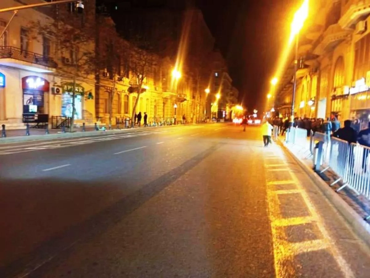 Baku greets New Year morning clean and orderly
