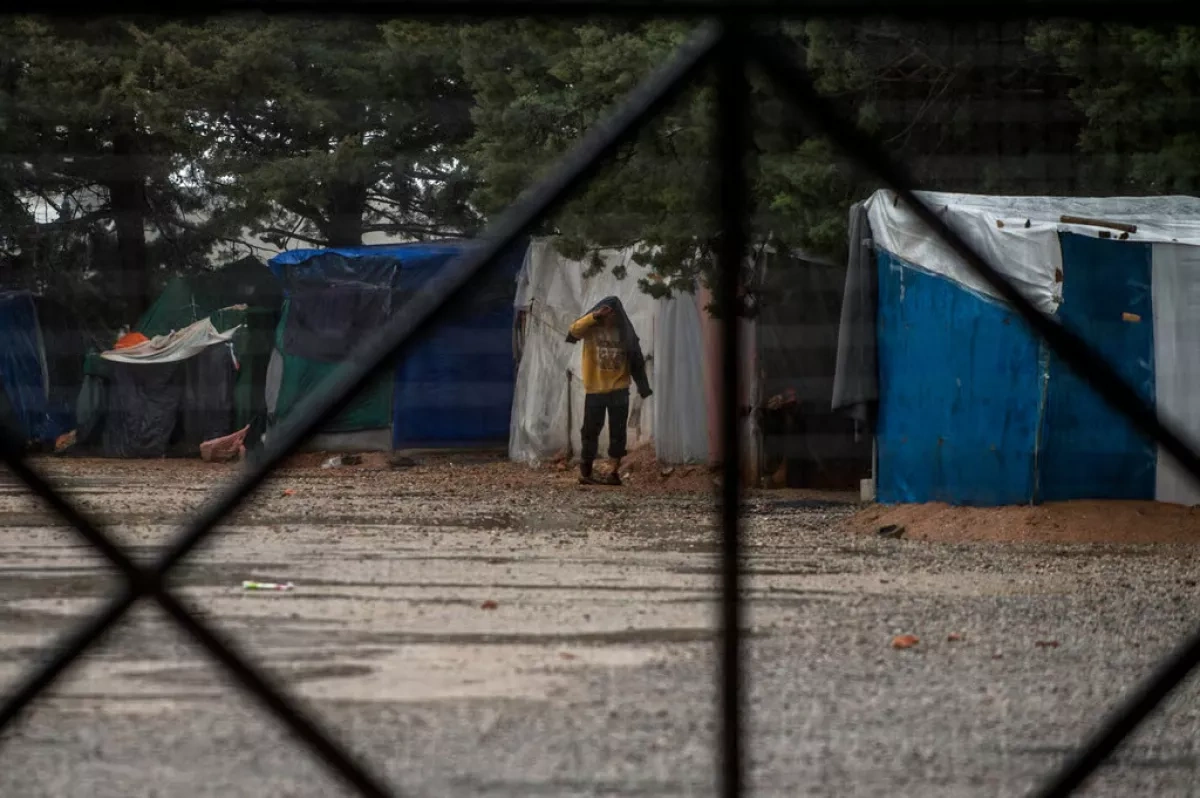 EU prosecutors probe Greece over inflated migrant camp contracts