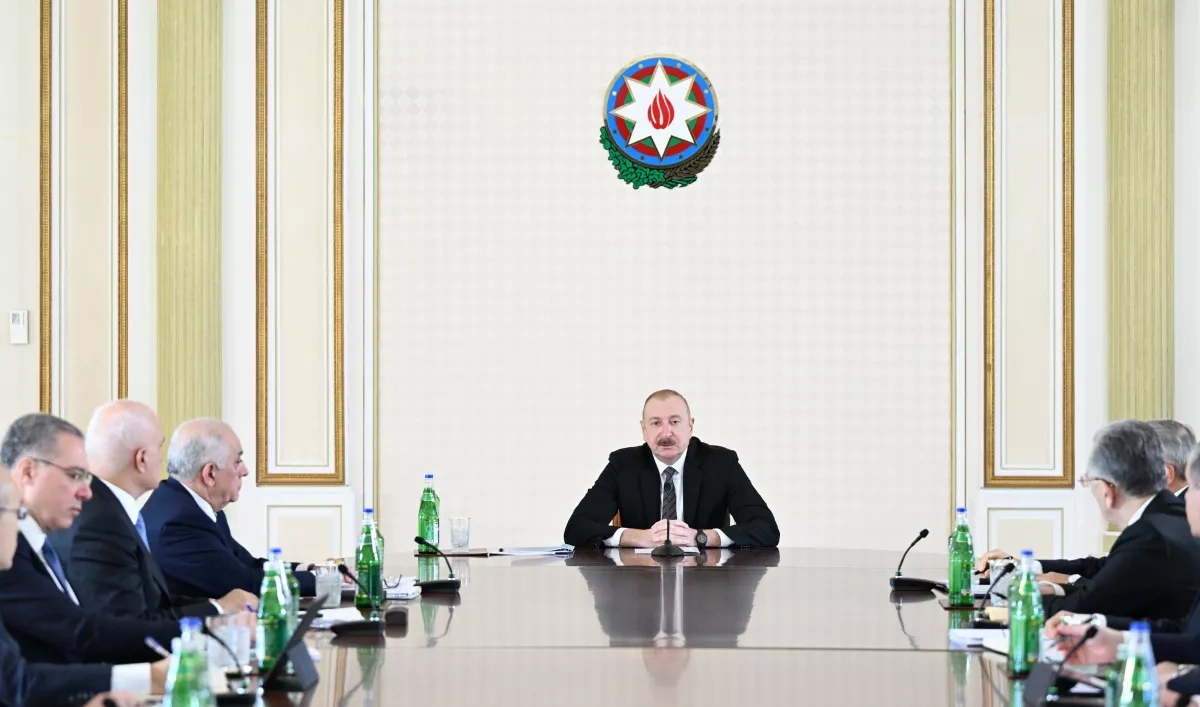 Azerbaijani president chairs meeting on upgrading water systems in Baku, Absheron PHOTO