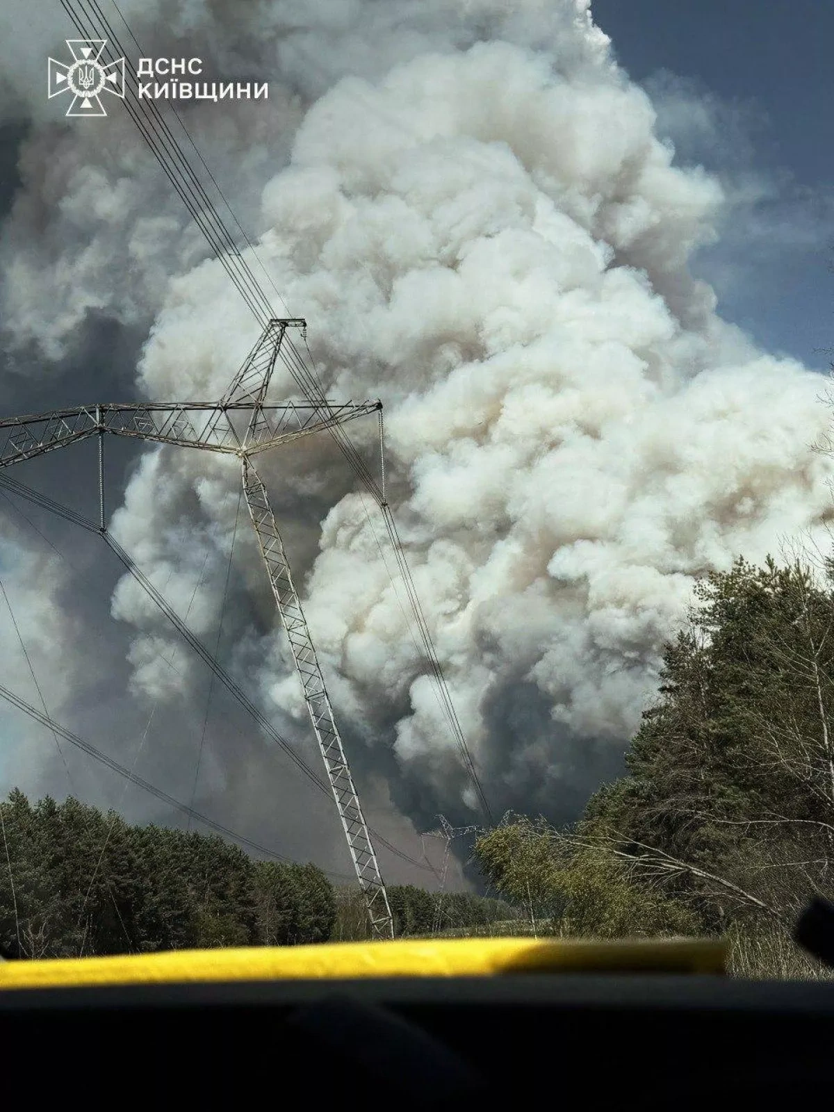 Ukraine: Chernobyl wildfire expands beyond 1,100 hectares PHOTO