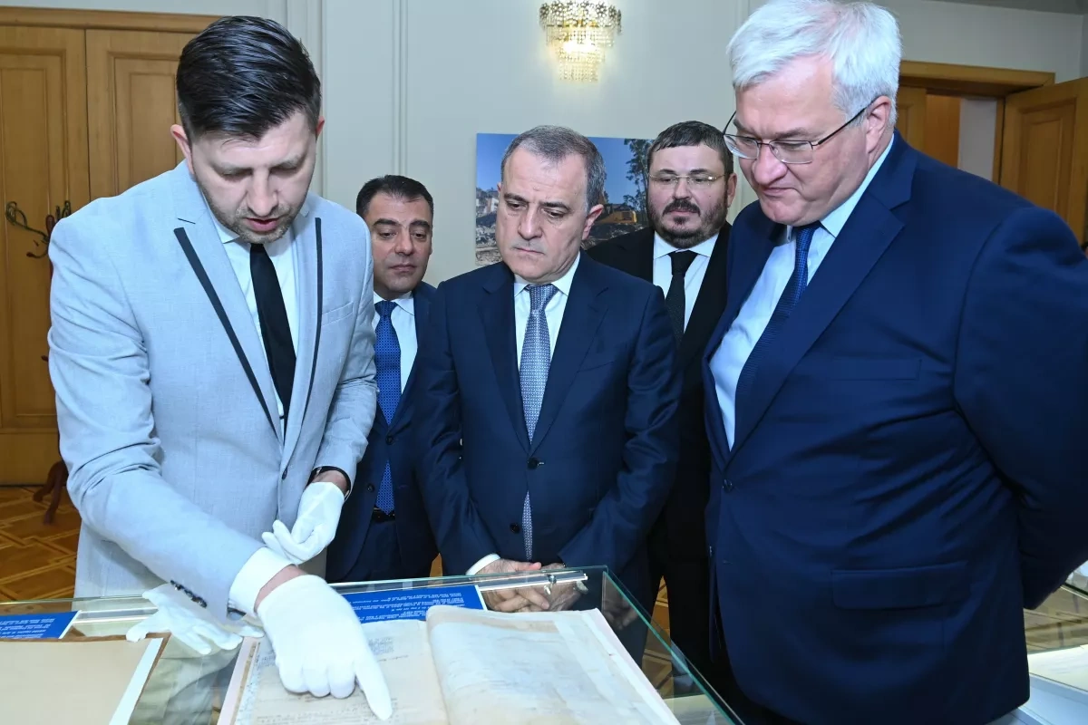 Azerbaijani FM examines ADR-era documents at Ukraine’s Foreign Ministry