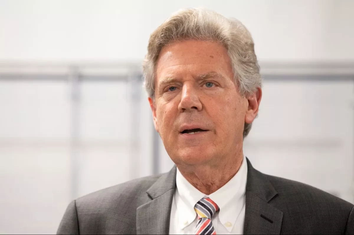 Well-fed and anachronistic Section 907 Political inertia of Congressman Pallone