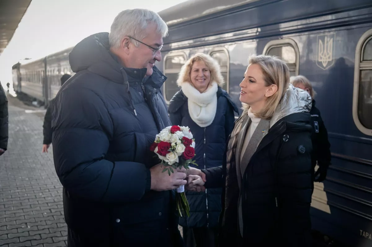 Austrian FM touches down in Kyiv to boost bilateral ties