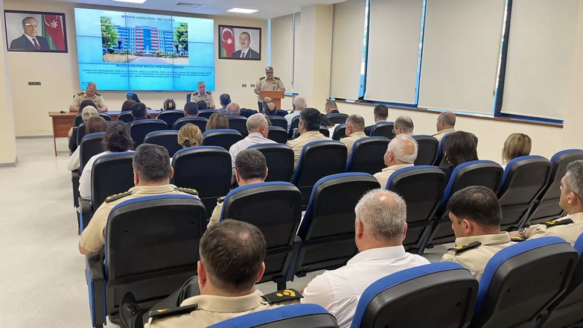 Azerbaijan defence ministry holds meeting on military medical expertise PHOTO