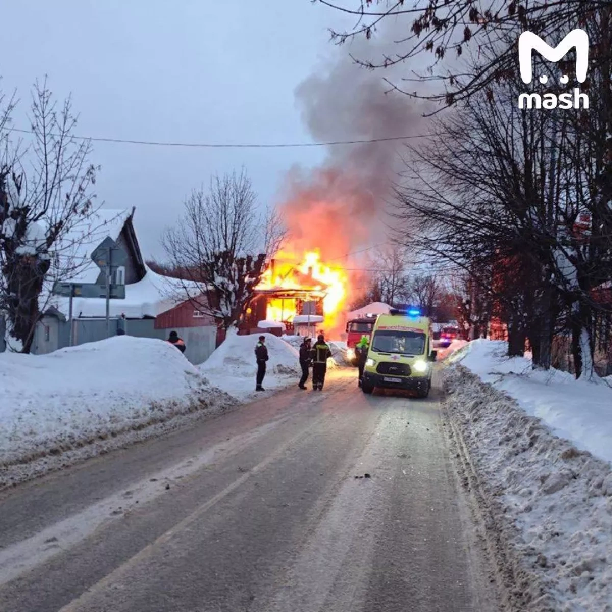 Deadly blaze in Moscow region leaves two dead photo