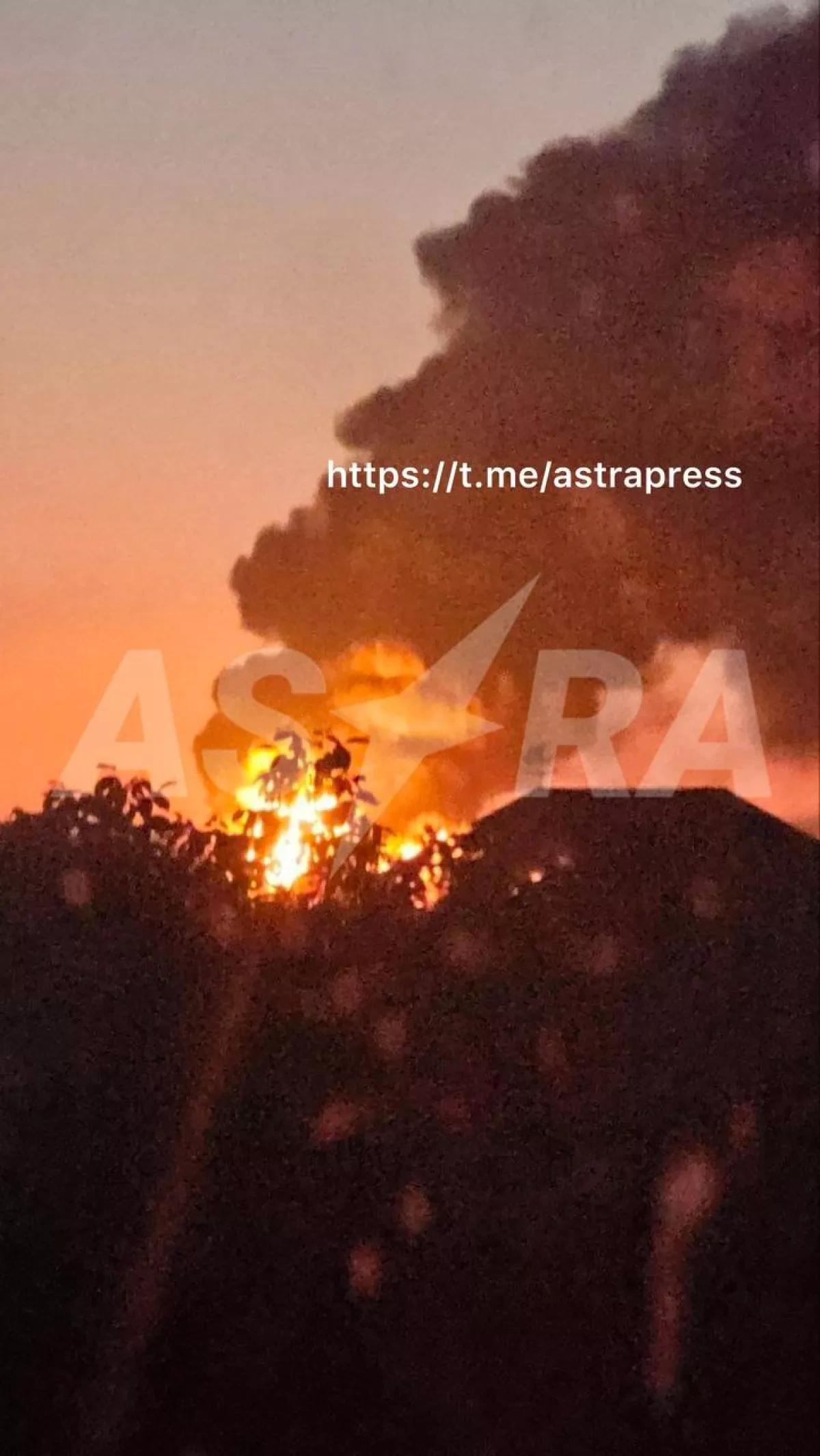 ASTRA: Russia’s Ilsky oil refinery catches fire after drone attack PHOTO / VIDEO