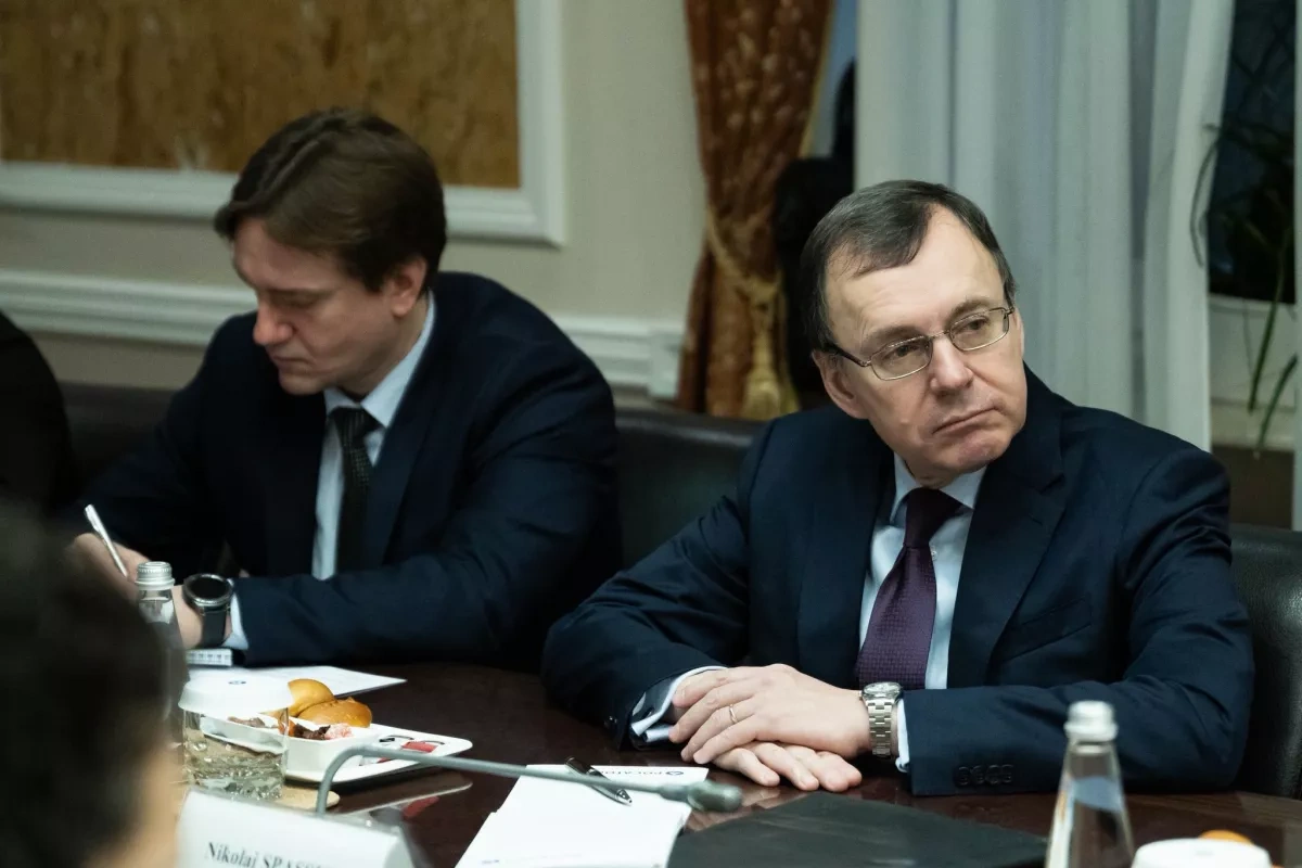 Hungary’s top diplomat arrives in Moscow to boost economic ties photo