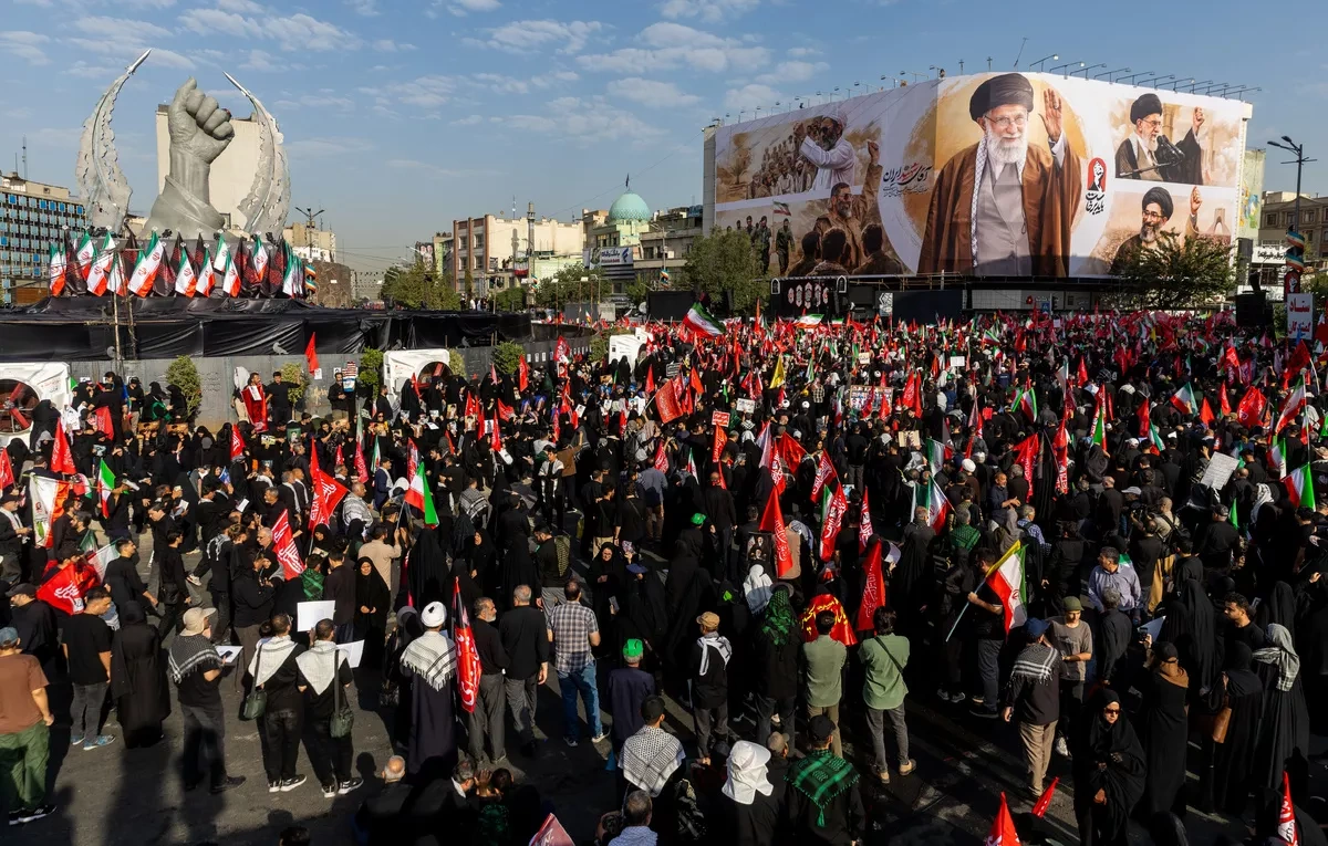 Iran vows fierce response to any US ground operation