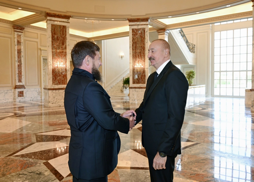 President Ilham Aliyev receives Head of Chechen Republic of Russia (PHOTO)