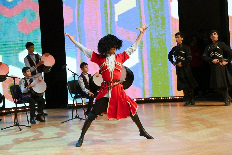 Heydar Aliyev Foundation VP Leyla Aliyeva and Alena Aliyeva attend awarding ceremony of Children’s Art Contest (PHOTO)