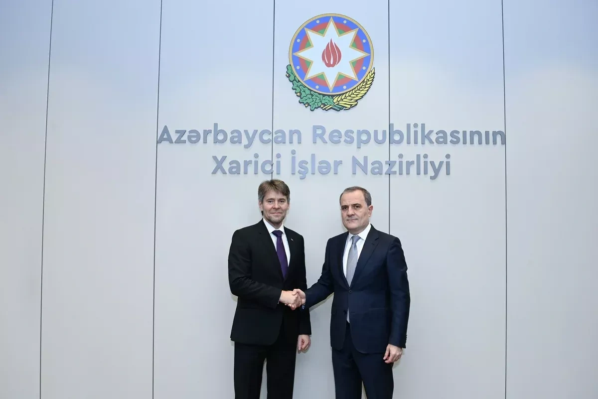 Azerbaijan, Slovakia discuss bilateral cooperation, regional security in Baku