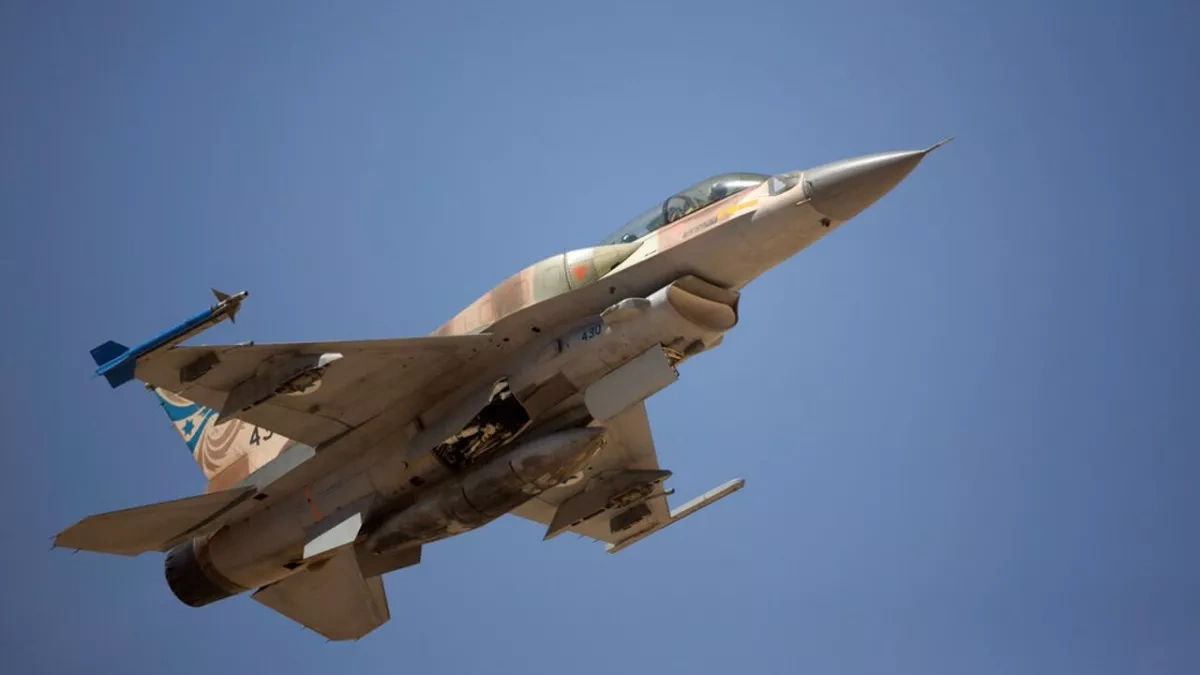Israeli jets drop leaflets over Beirut urging civilians to contact intelligence unit Photo/Video