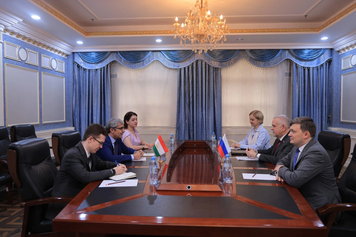 Tajikistan and Russia discuss prospects for bilateral cooperation