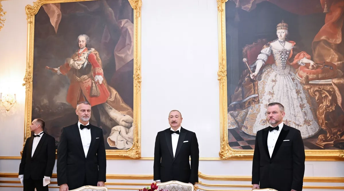 Slovak leader hosts official banquet in honor of Azerbaijani president in Bratislava PHOTO
