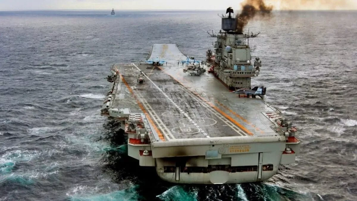Media: Russia’s only aircraft carrier set for scrap PHOTO