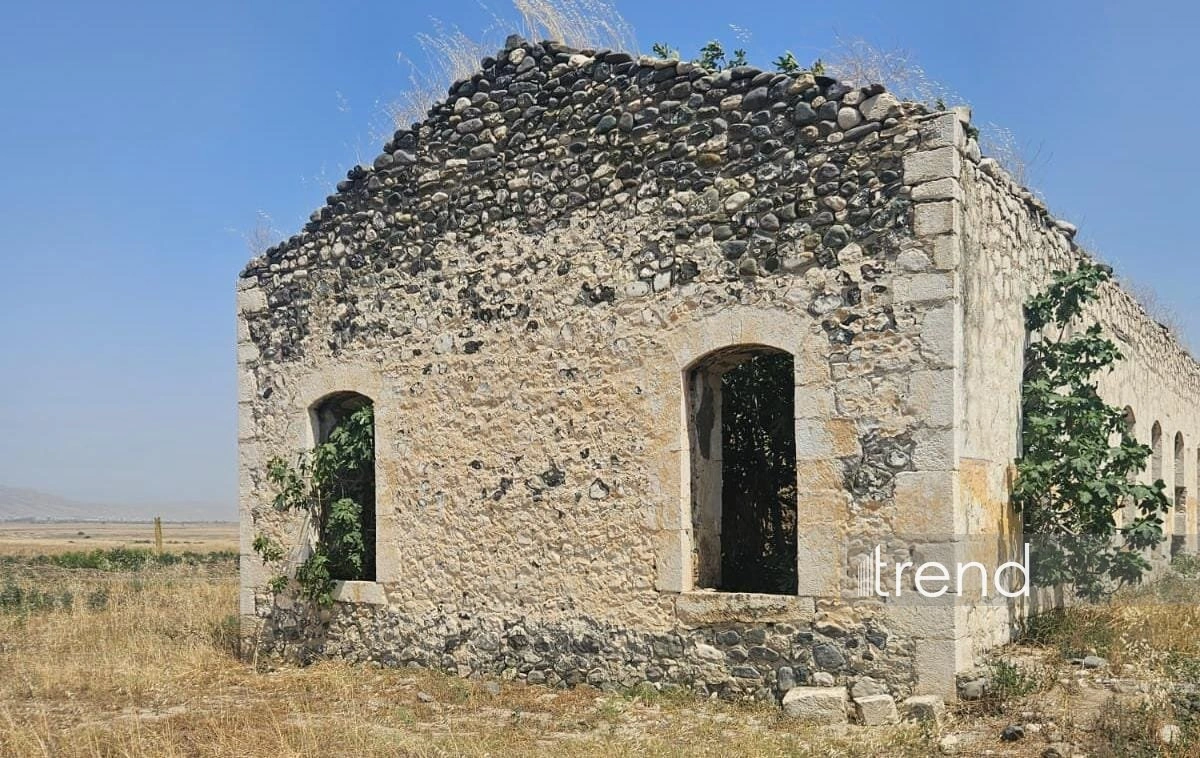 Azerbaijan laying down law for safeguarding monuments during mine clearance efforts