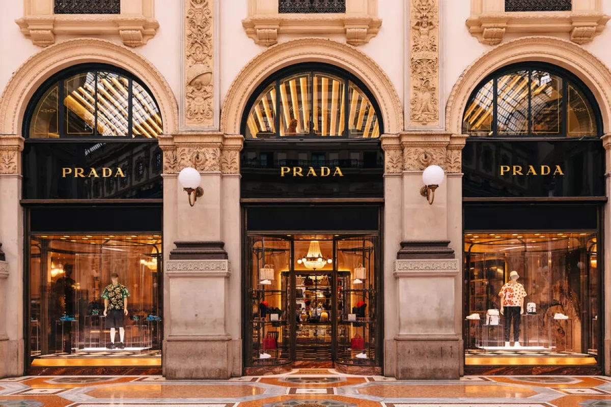 Italian fashion house Prada registers a new brand in Russia