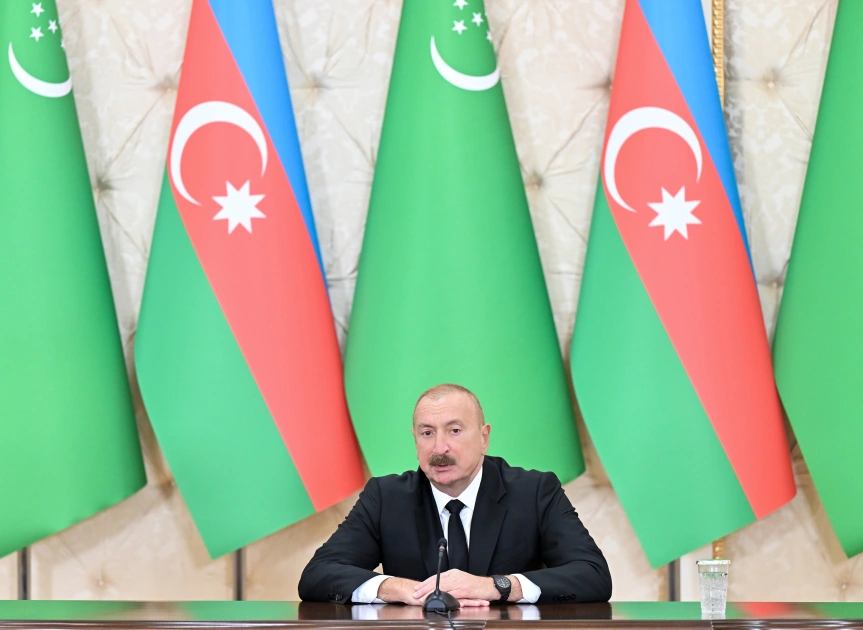 Presidents Ilham Aliyev and President of Turkmenistan delivered press statements (PHOTO)