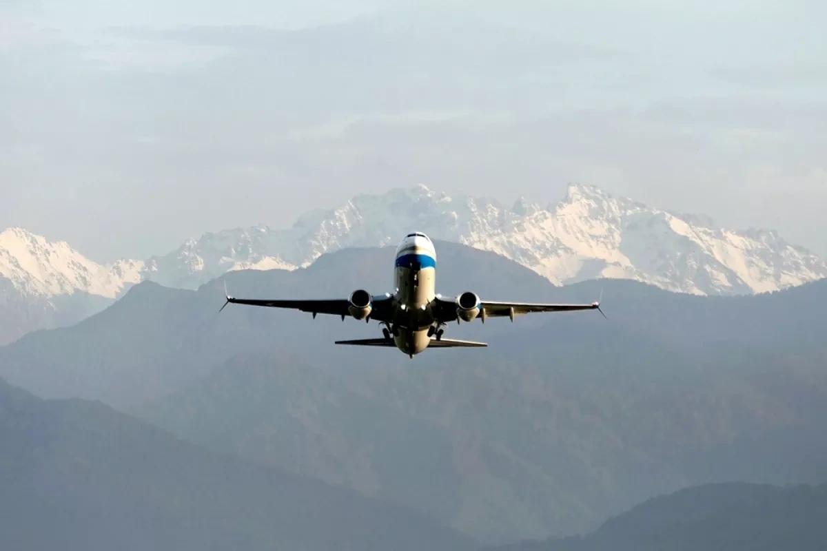 Pakistan retrieves more wreckage in search for missing cargo plane crew