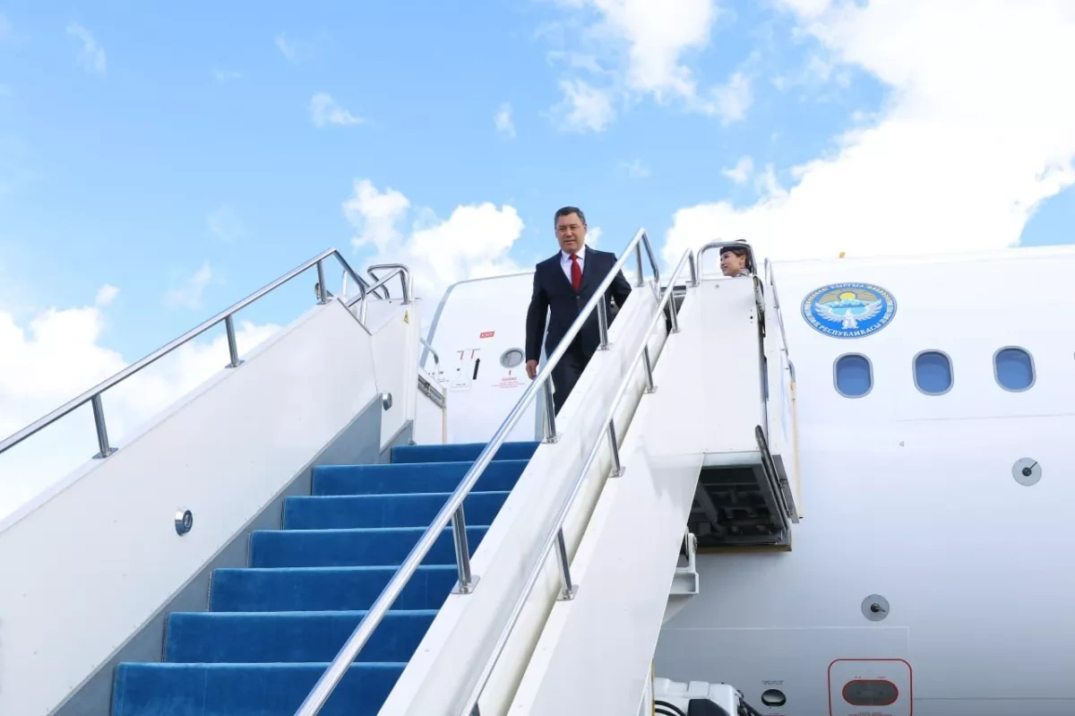 Kyrgyz president arrives in Kazakhstan for EAEU summit