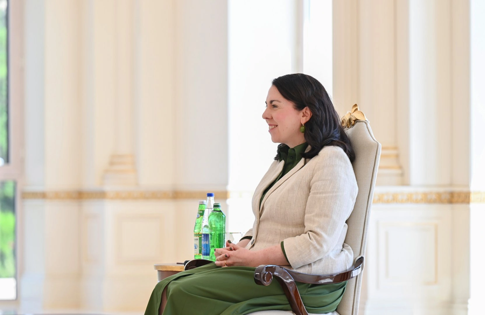 President Ilham Aliyev accepts credentials of Ireland's new ambassador to Azerbaijan (PHOTO)