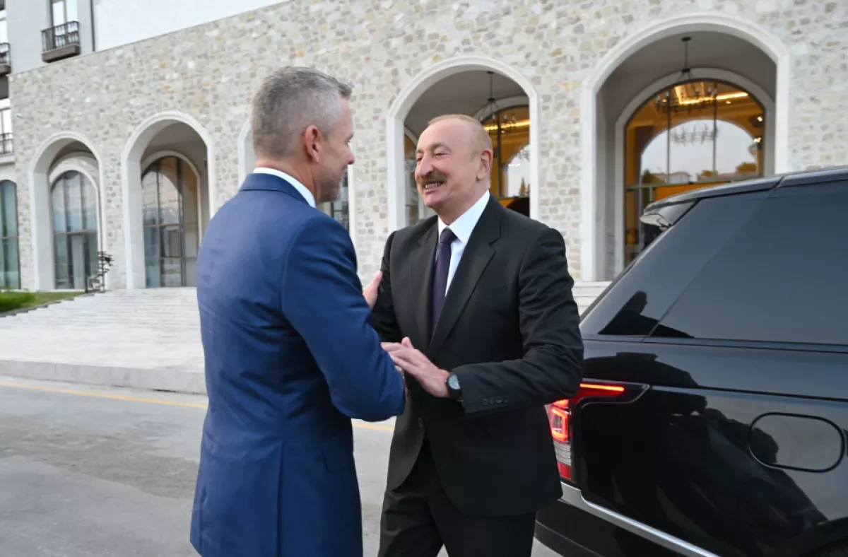 Azerbaijani president hosts official luncheon for Slovak counterpart in Khankendi PHOTO