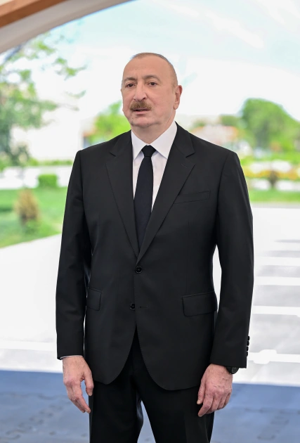 President Ilham Aliyev, First Lady Mehriban Aliyeva meet with residents of Shukurbeyli village of Jabrayil district (PHOTO)