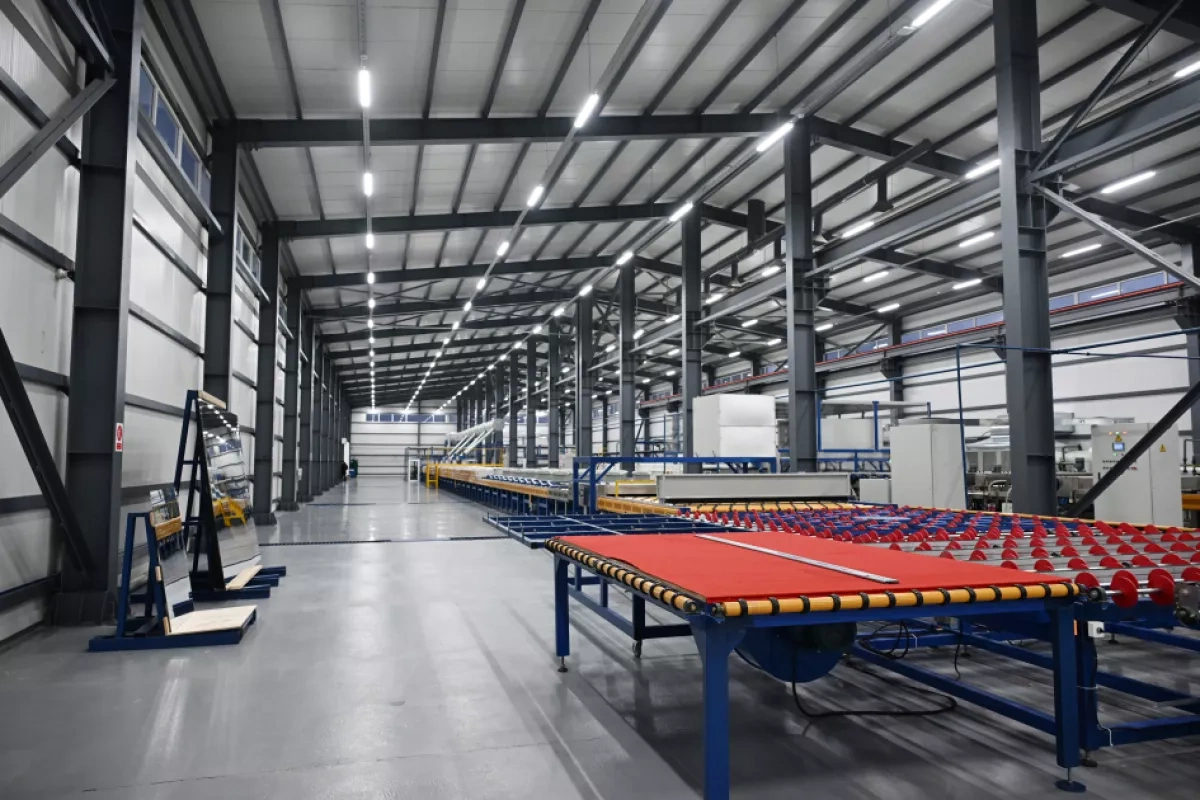 President Ilham Aliyev inaugurates “Azermirror” plant in Sumgayit Industrial Park Photo