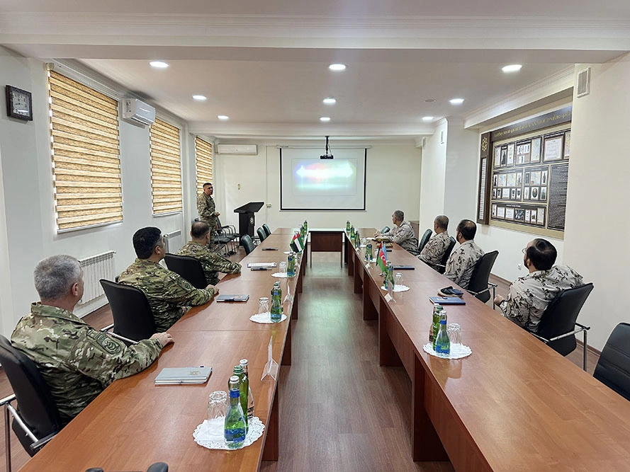 UAE Presidential Guard commander visits Azerbaijan (PHOTO)