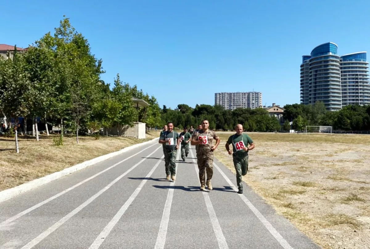 Azerbaijani Army puts troops through rigorous qualification exams PHOTO