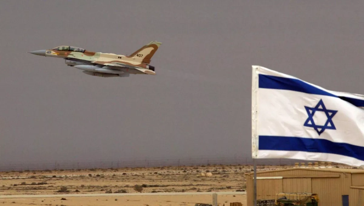 Israeli airstrike targets Hezbollah weapons depot in southern Lebanon video