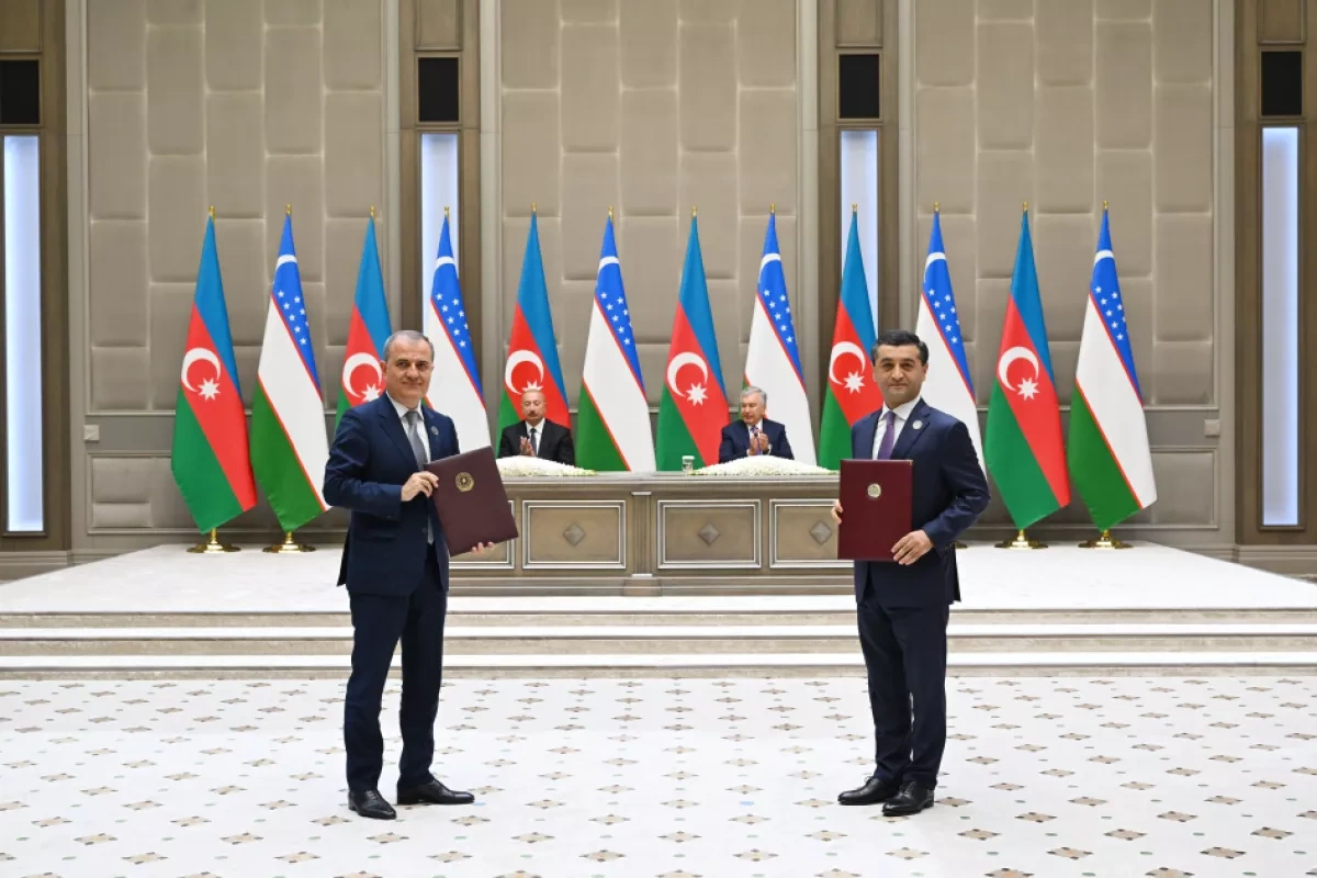 Azerbaijan, Uzbekistan sign bilateral documents in Tashkent PHOTO