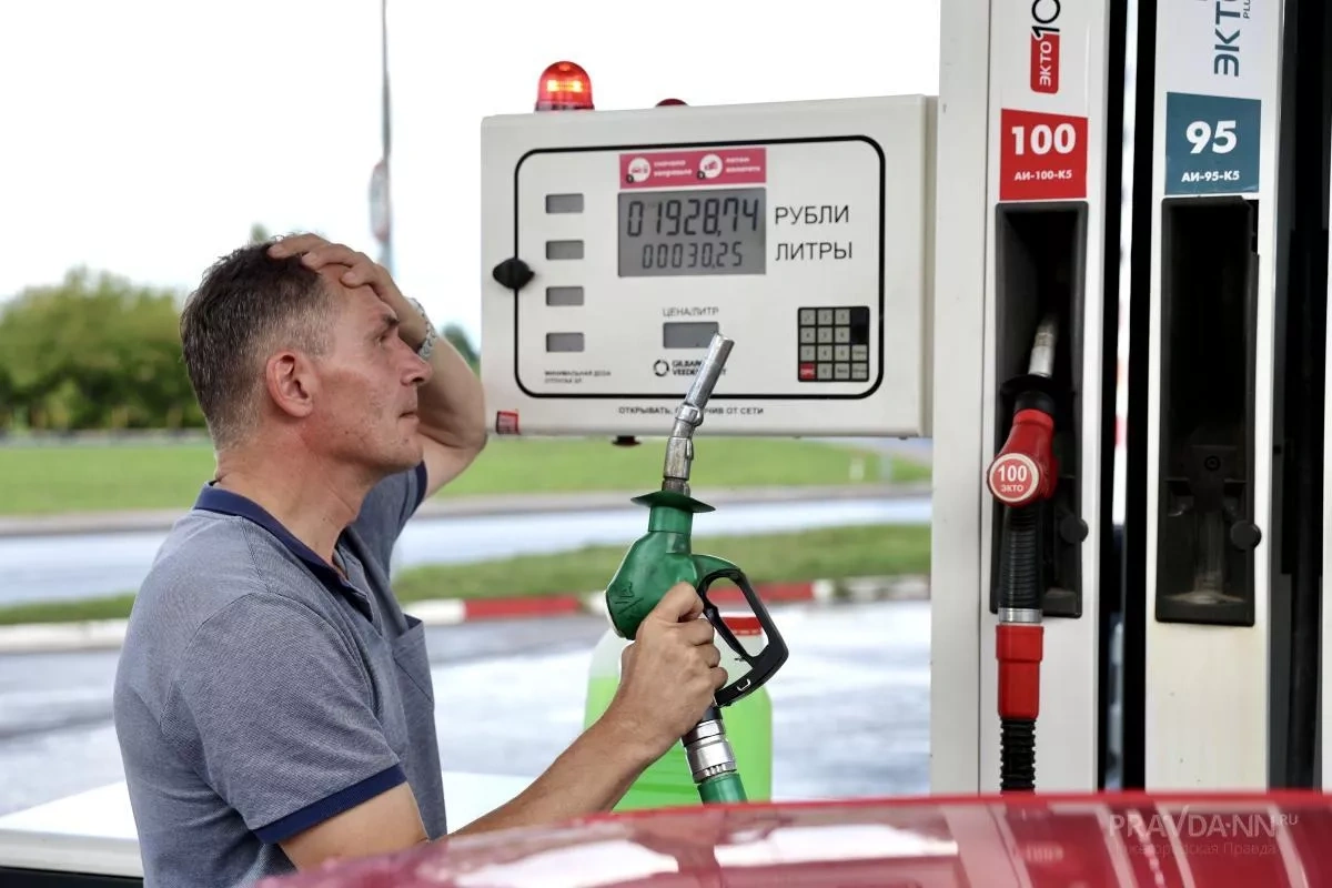 Russia’s fuel crisis deepens as petrol supplies fall across country