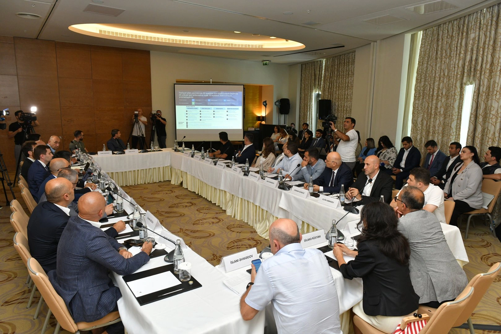 Azerbaijan reviews AI and cybersecurity reforms at public hearings (PHOTO)