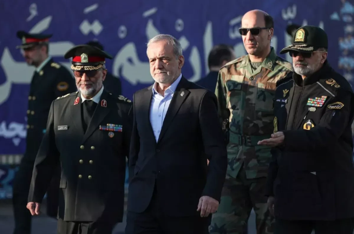 Iran's officials stress cohesion between military, diplomats amid nuclear talks