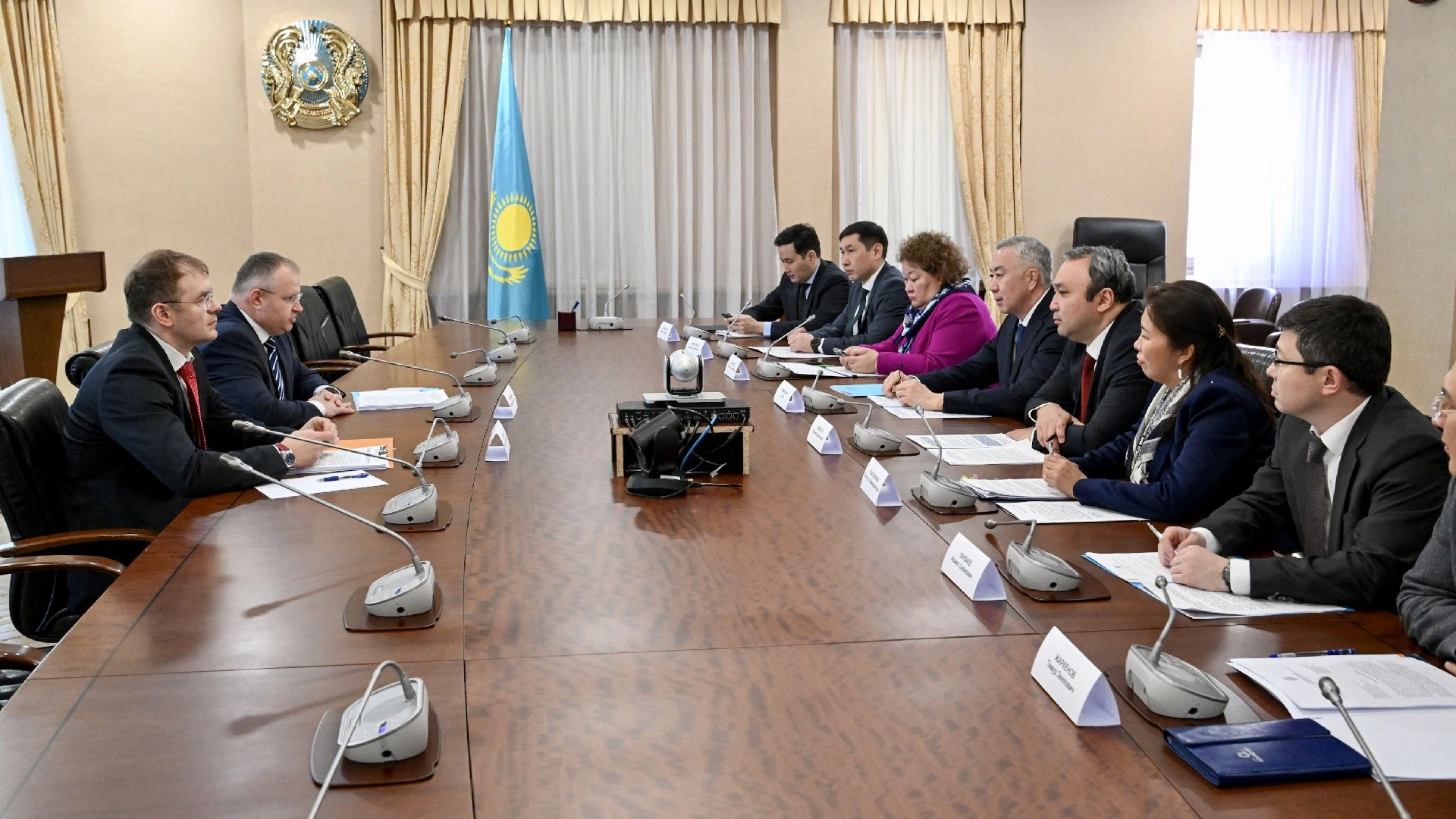 Kazakhstan, Eurasian Economic Commission discuss cooperation in antitrust regulation