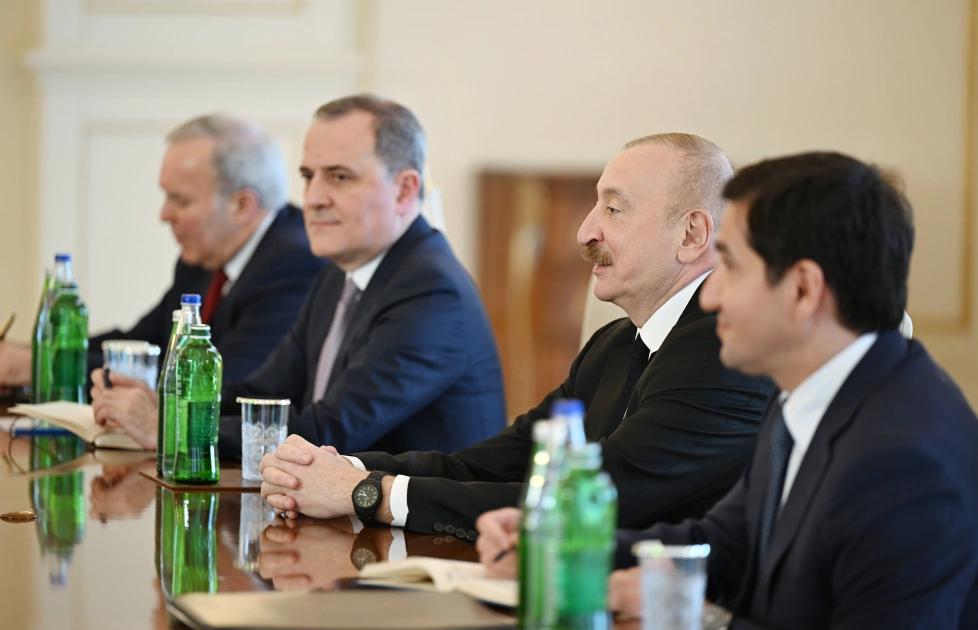 President Ilham Aliyev receives delegation led by High Representative of European Union (PHOTO)