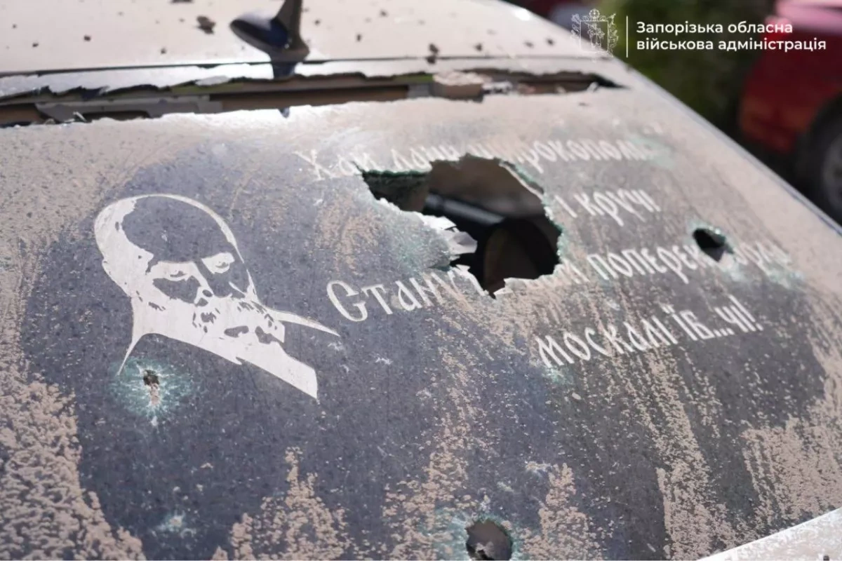 Russian airstrike on Zaporizhzhia injures six, including child PHOTO/VIDEO