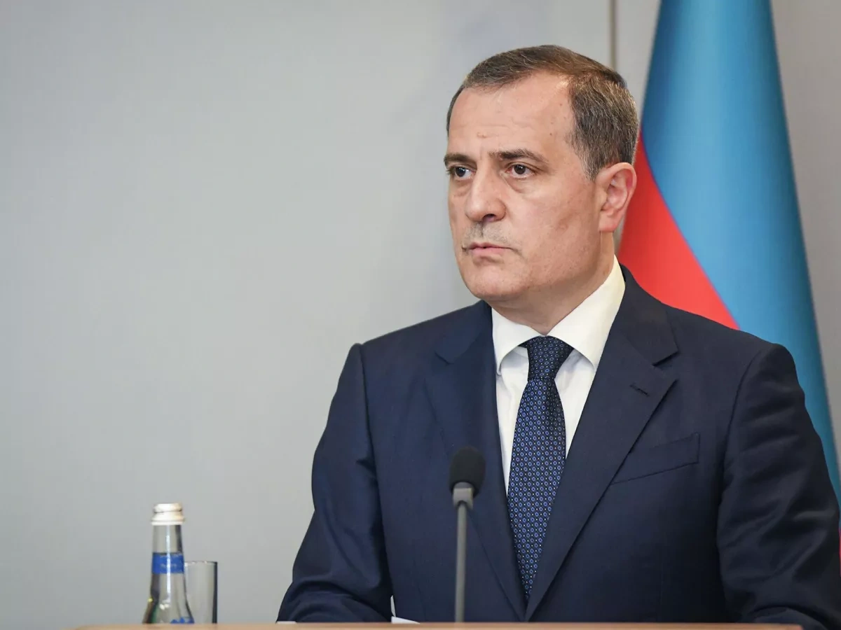 Azerbaijan’s FM: Roads, railway to Armenia border to be completed by mid-2027